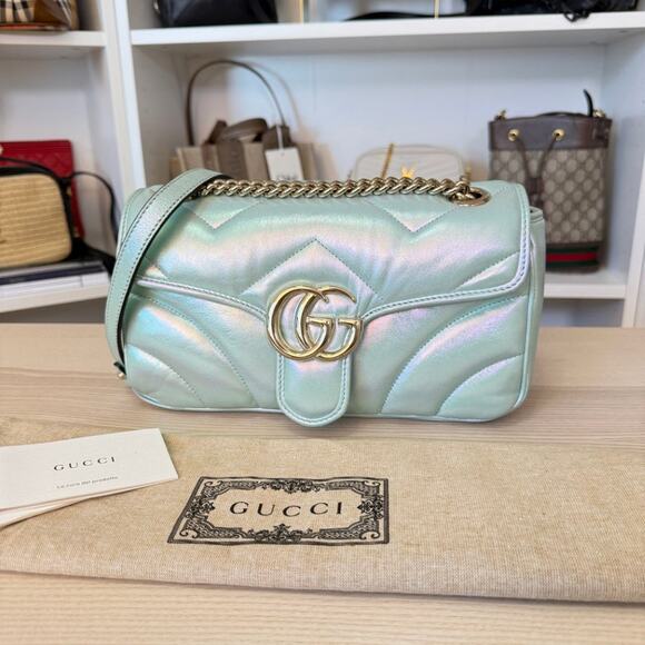 Gucci Iridescent Chevron Matelasse Small GG Marmont Shoulder Iridescent Green - Picture 1 of 10